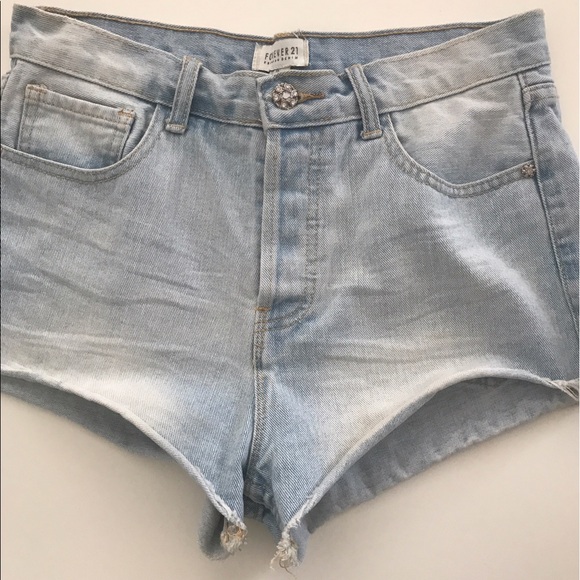 Forever21 high waisted denim shorts - Picture 1 of 5